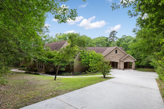 7421 Enchanted Stream Drive, Conroe, TX 77304