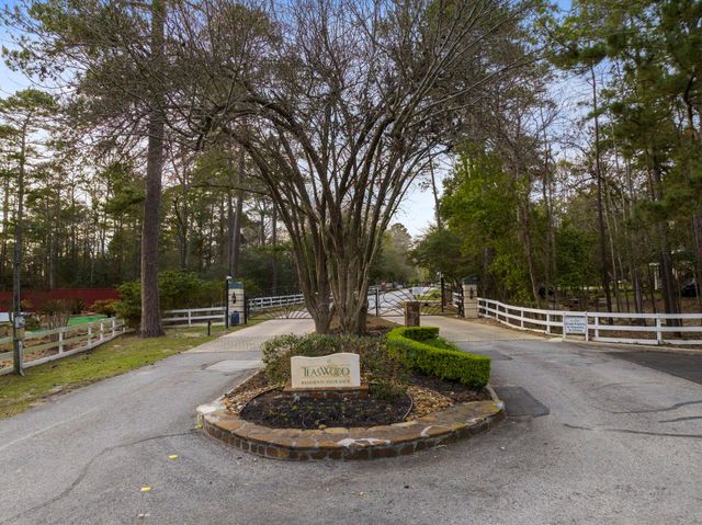 7421 Enchanted Stream Drive, Conroe, TX 77304