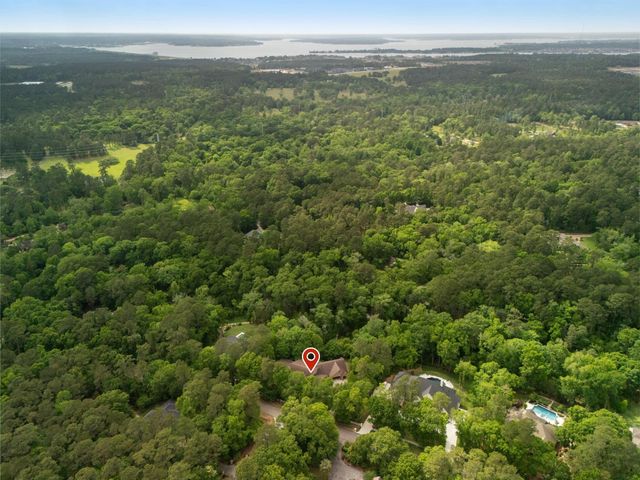 7421 Enchanted Stream Drive, Conroe, TX 77304