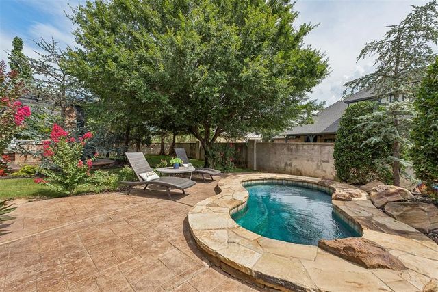 416 Oak Summit Road, Edmond, OK 73025