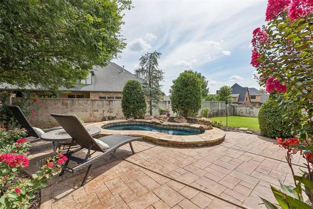 416 Oak Summit Road, Edmond, OK 73025