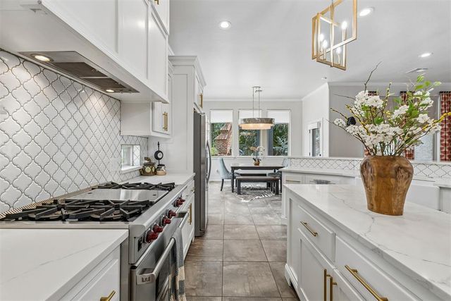 416 Oak Summit Road, Edmond, OK 73025