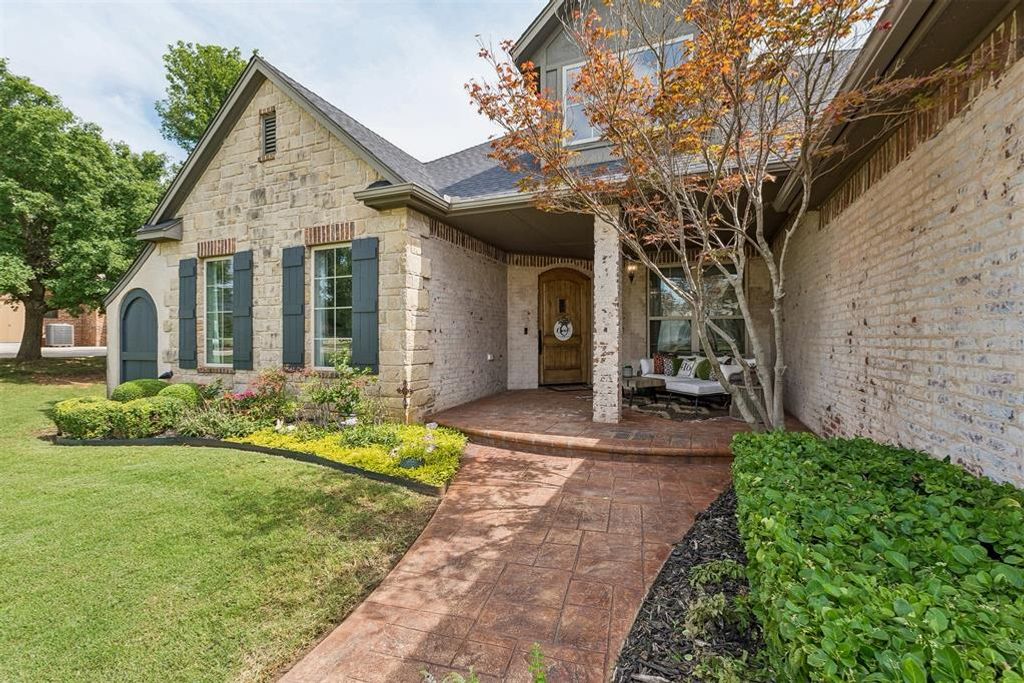 416 Oak Summit Road, Edmond, OK 73025