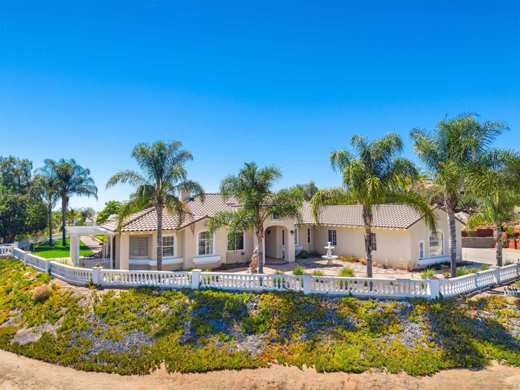 15043 Saddle Creek Drive, Valley Center, CA 92082 — photo 2