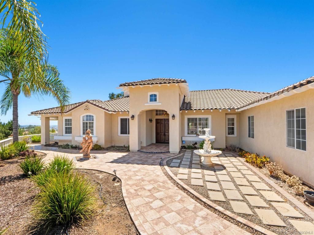 15043 Saddle Creek Drive, Valley Center, CA 92082 — photo 3
