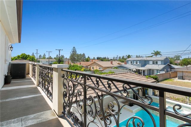 11425 178th Street, Artesia, CA 90701