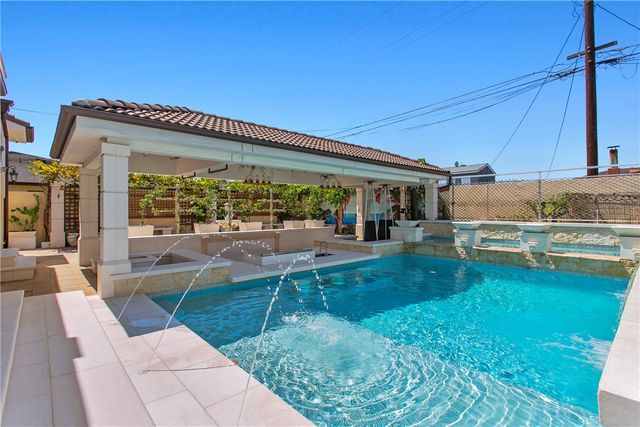 11425 178th Street, Artesia, CA 90701