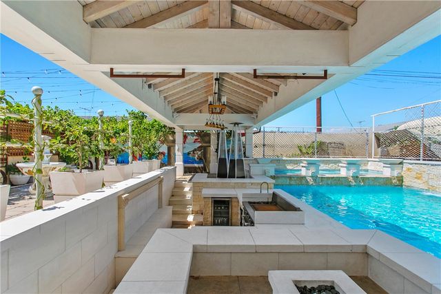 11425 178th Street, Artesia, CA 90701