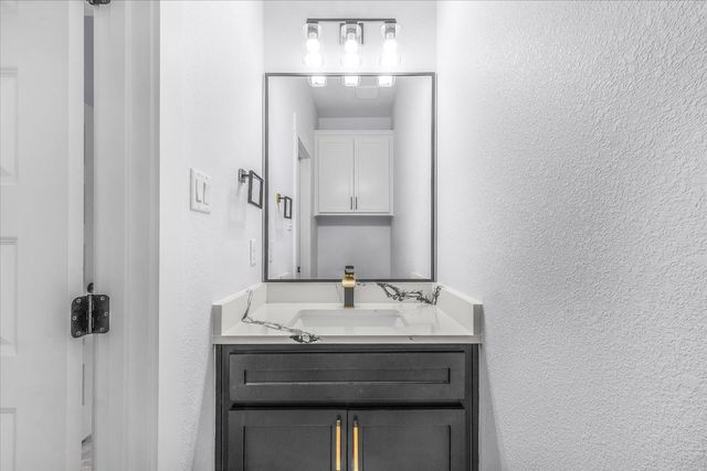 2419 Lincoln Avenue, Fort Worth, TX 76164