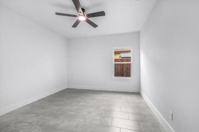 2419 Lincoln Avenue, Fort Worth, TX 76164