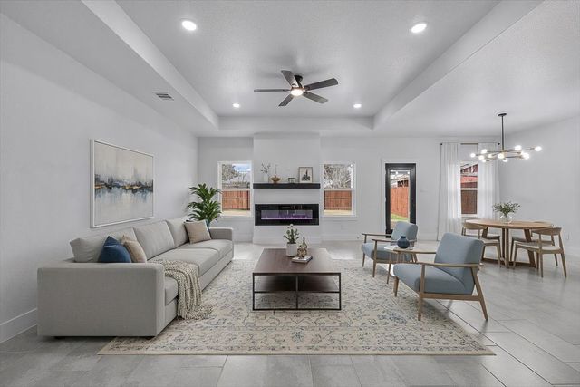 2419 Lincoln Avenue, Fort Worth, TX 76164