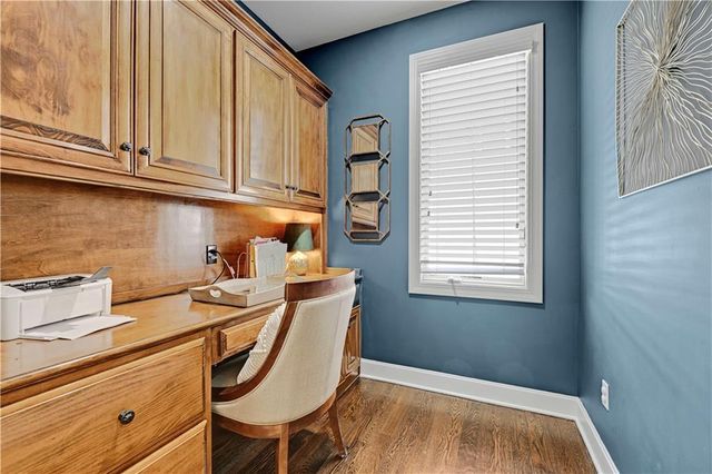 10911 W 163rd Terrace, Overland Park, KS 66221