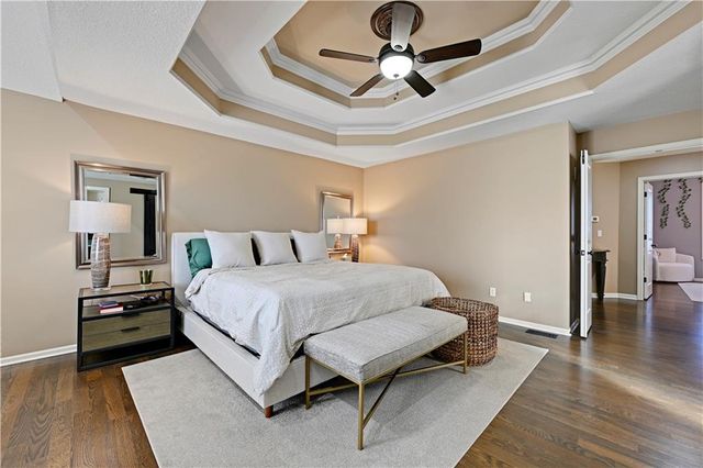 10911 W 163rd Terrace, Overland Park, KS 66221