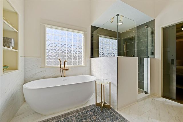 10911 W 163rd Terrace, Overland Park, KS 66221