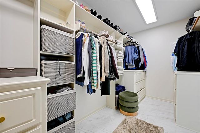 10911 W 163rd Terrace, Overland Park, KS 66221