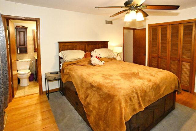 2405 Linden Drive, Valparaiso, IN 46383