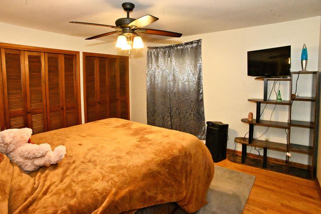 2405 Linden Drive, Valparaiso, IN 46383