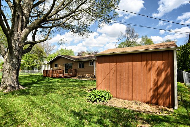 2405 Linden Drive, Valparaiso, IN 46383