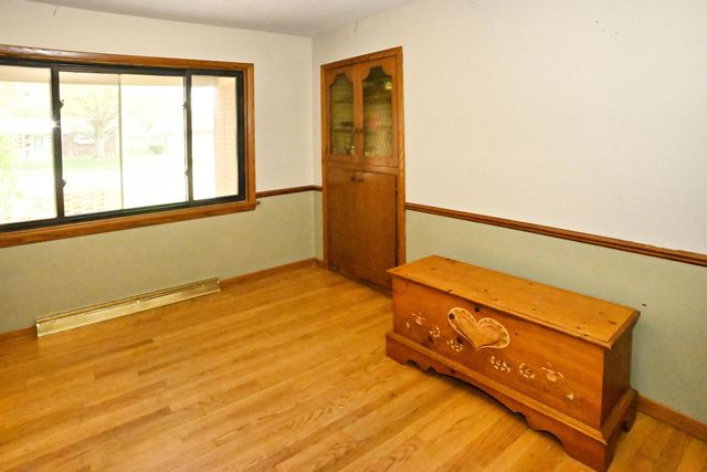 2405 Linden Drive, Valparaiso, IN 46383