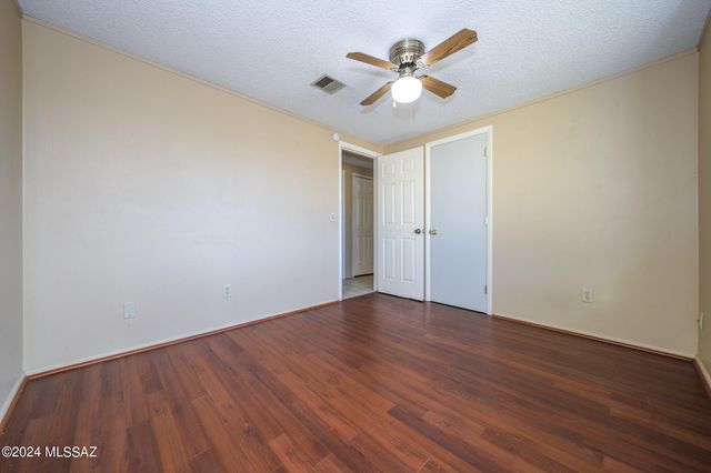 9811 E 5Th Street, Tucson, AZ 85748
