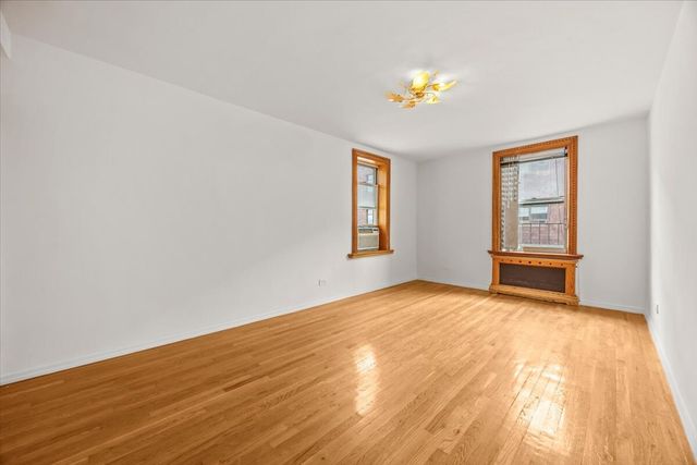 759 E 10th St Apt 4A, New York City, NY 11230