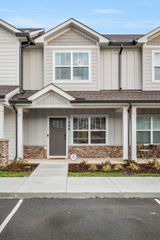 206 Bell Forge Ct, White Bluff, TN 37187