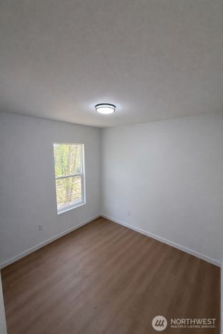 7537 S Dillard Avenue, Concrete, WA 98237