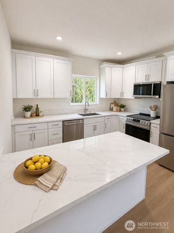 7537 S Dillard Avenue, Concrete, WA 98237