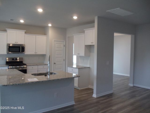 1211 NW Heyworth Lane NW Lot 1179, Calabash, NC 28467