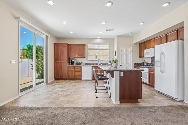37531 Rockie Lane, Palmdale, CA 93552