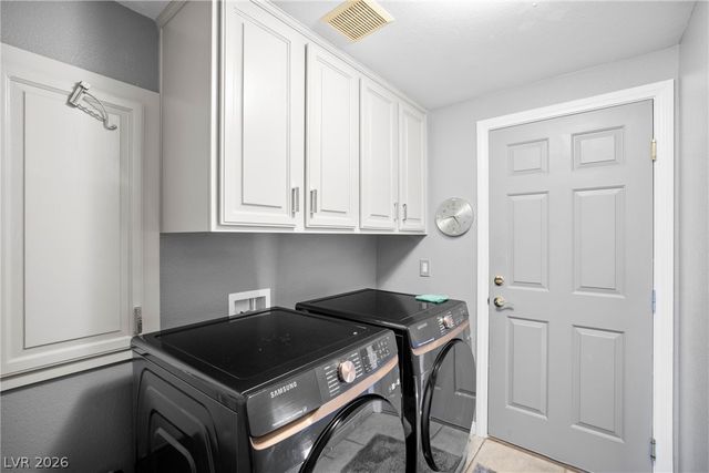 7936 Avalon Mist Street, Las Vegas, NV 89139