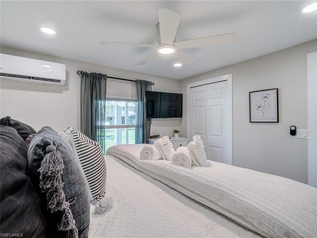 911 North ST, Fort Myers Beach, FL 33931