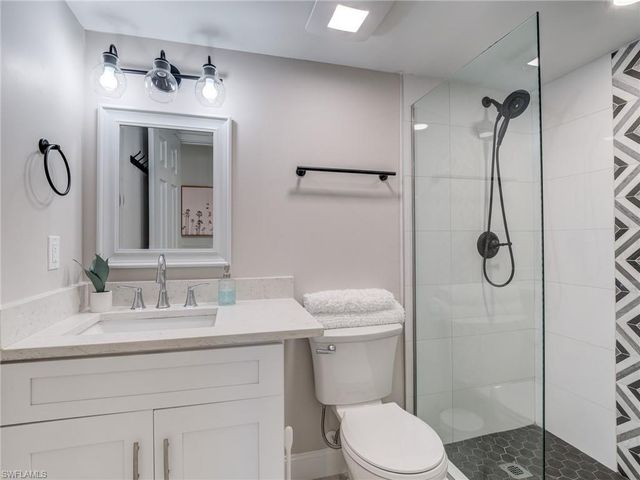 911 North ST, Fort Myers Beach, FL 33931