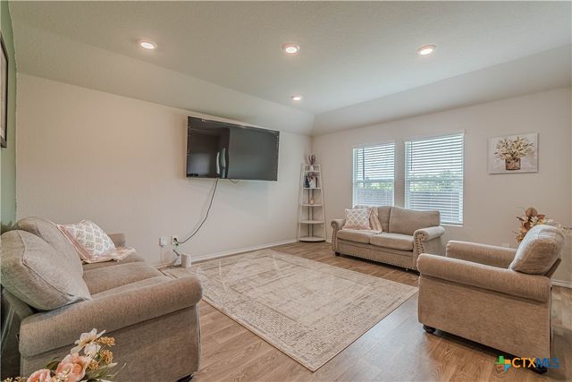 844 Peccary Place, Seguin, TX 78155