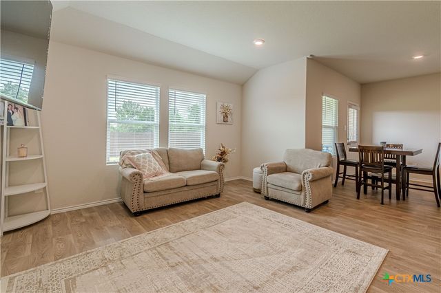 844 Peccary Place, Seguin, TX 78155