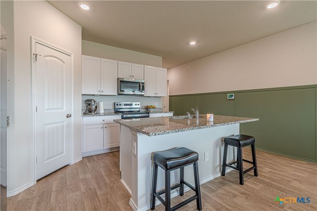 844 Peccary Place, Seguin, TX 78155