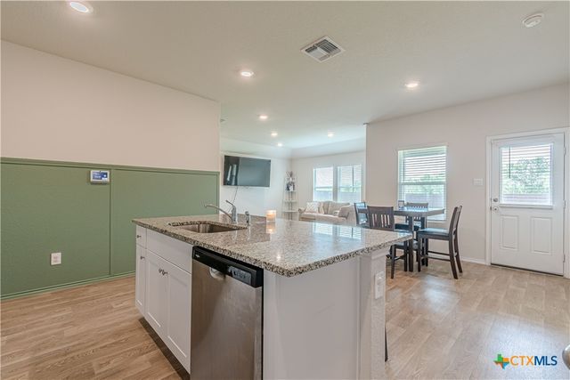 844 Peccary Place, Seguin, TX 78155