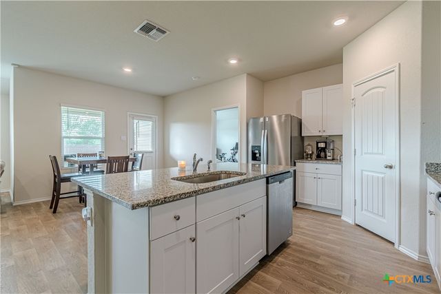 844 Peccary Place, Seguin, TX 78155