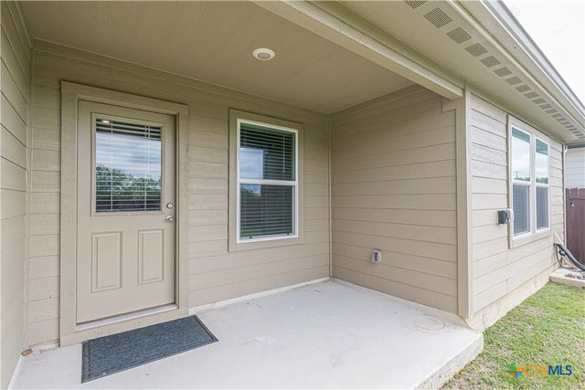 844 Peccary Place, Seguin, TX 78155