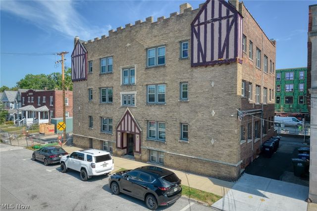 1385 Cranford Avenue 6, Lakewood, OH 44107