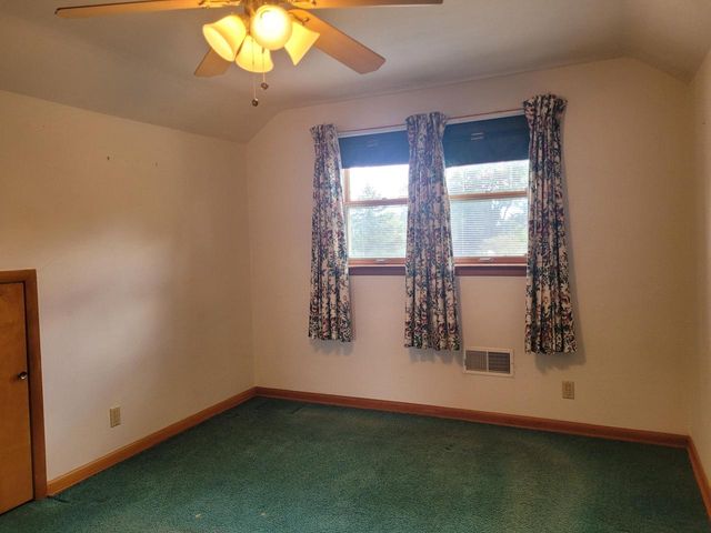 13600 W Honey LANE, New Berlin, WI 53151