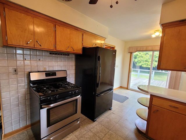 13600 W Honey LANE, New Berlin, WI 53151