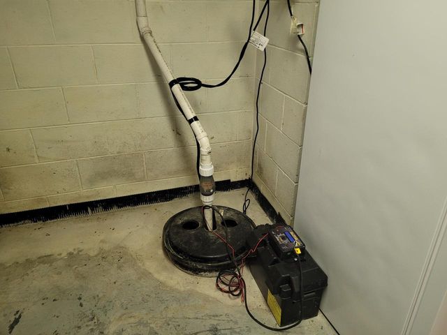 13600 W Honey LANE, New Berlin, WI 53151