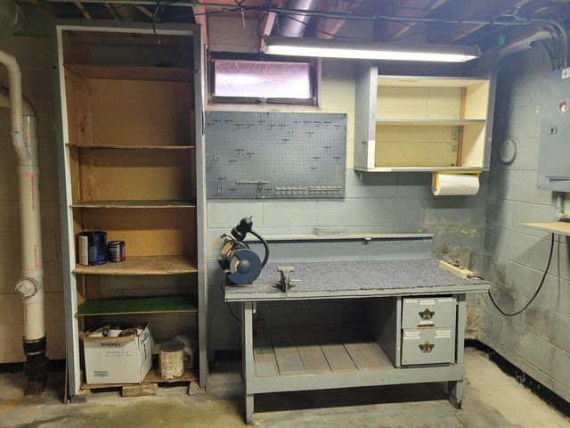 13600 W Honey LANE, New Berlin, WI 53151