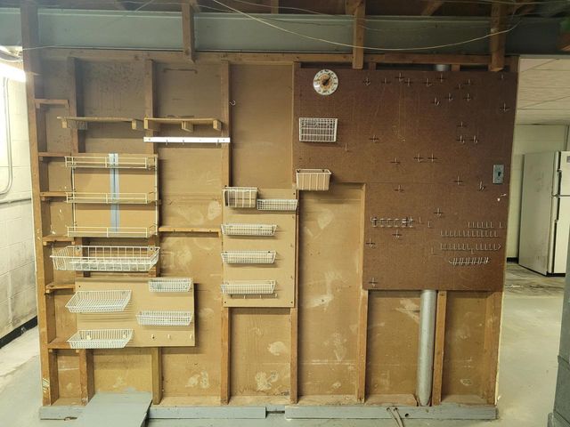 13600 W Honey LANE, New Berlin, WI 53151