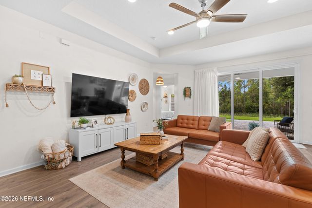 327 WINDERMERE Way, Jacksonville, FL 32095