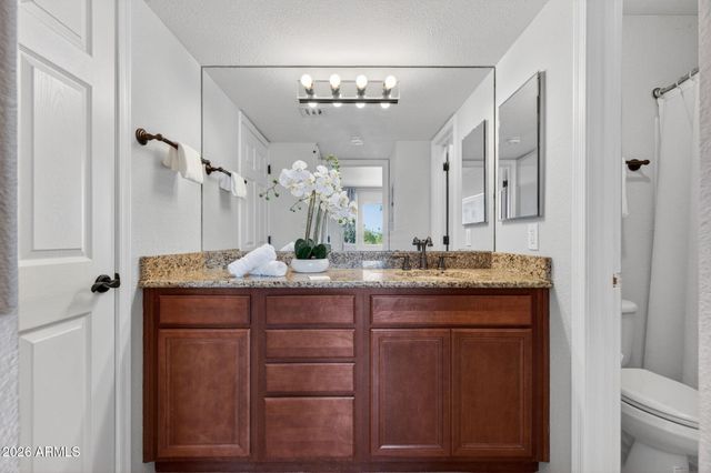 8500 E INDIAN SCHOOL Road 233, Scottsdale, AZ 85251