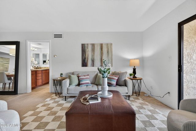 8500 E INDIAN SCHOOL Road 233, Scottsdale, AZ 85251