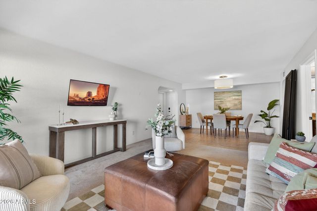 8500 E INDIAN SCHOOL Road 233, Scottsdale, AZ 85251