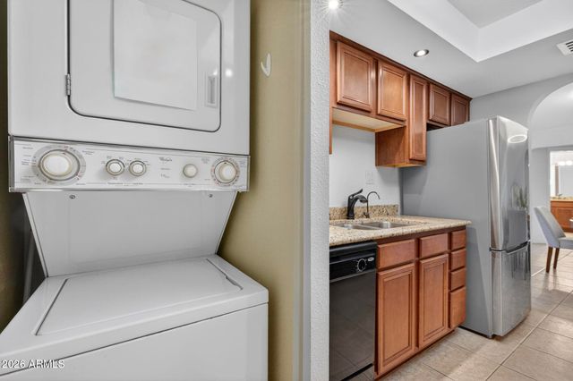 8500 E INDIAN SCHOOL Road 233, Scottsdale, AZ 85251